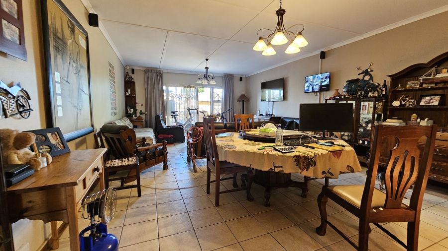 3 Bedroom Property for Sale in Royldene Northern Cape